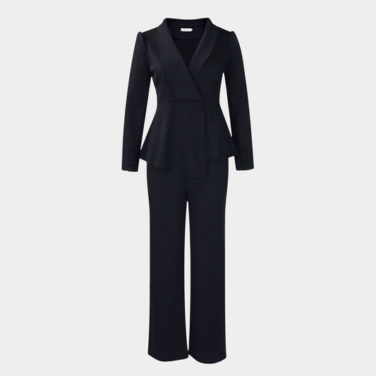 Elegant Tailored Pantsuit with Structured Jacket